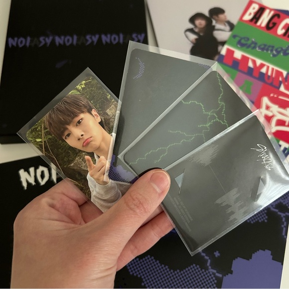 Stray Kids No Easy Album Purple Version - Picture 3 of 12